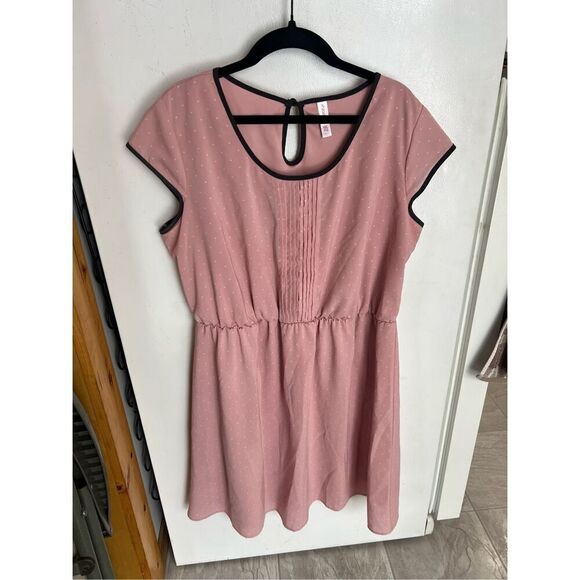 Xhilaration Dresses & Skirts - Xhilaration Pink Polka Dot Dress Woman’s Size XXL